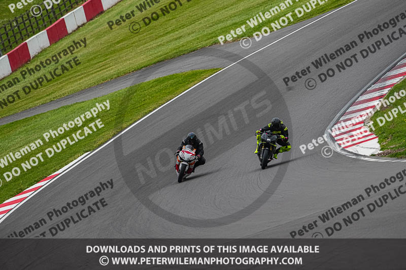 donington no limits trackday;donington park photographs;donington trackday photographs;estoril;event digital images;motorbikes;no limits;no limits trackdays;peter wileman photography;portugal;trackday;trackday digital images;trackday photos